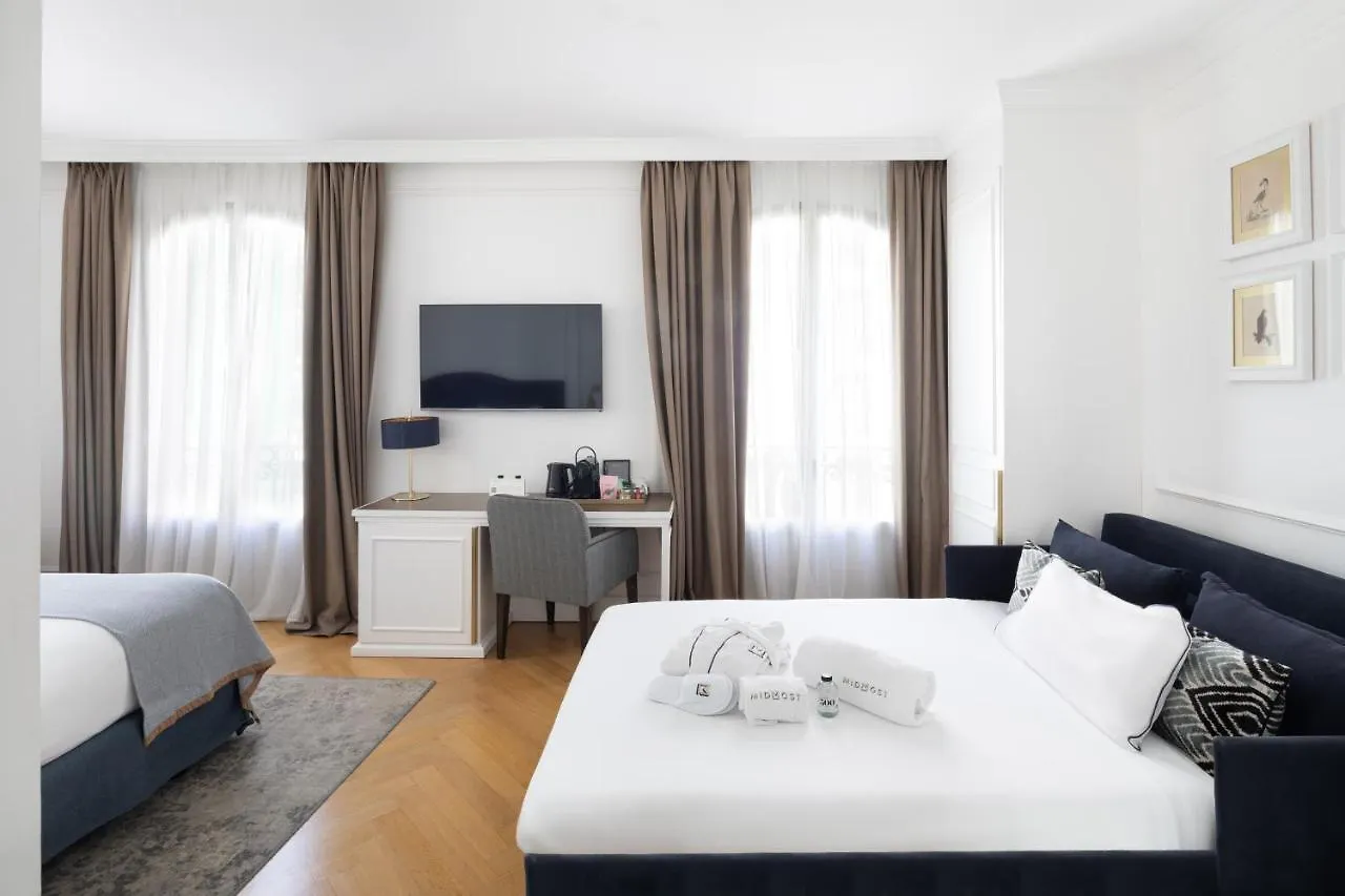 Hotel Midmost By Majestic Hotel Group Барселона